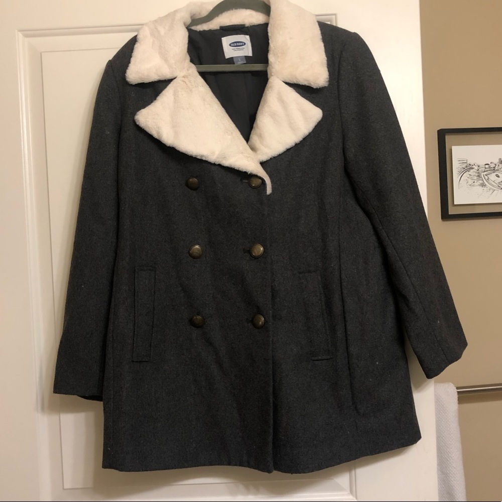 NWOt Old Navy Soft Brushed Peacoat Faux Fur Collar